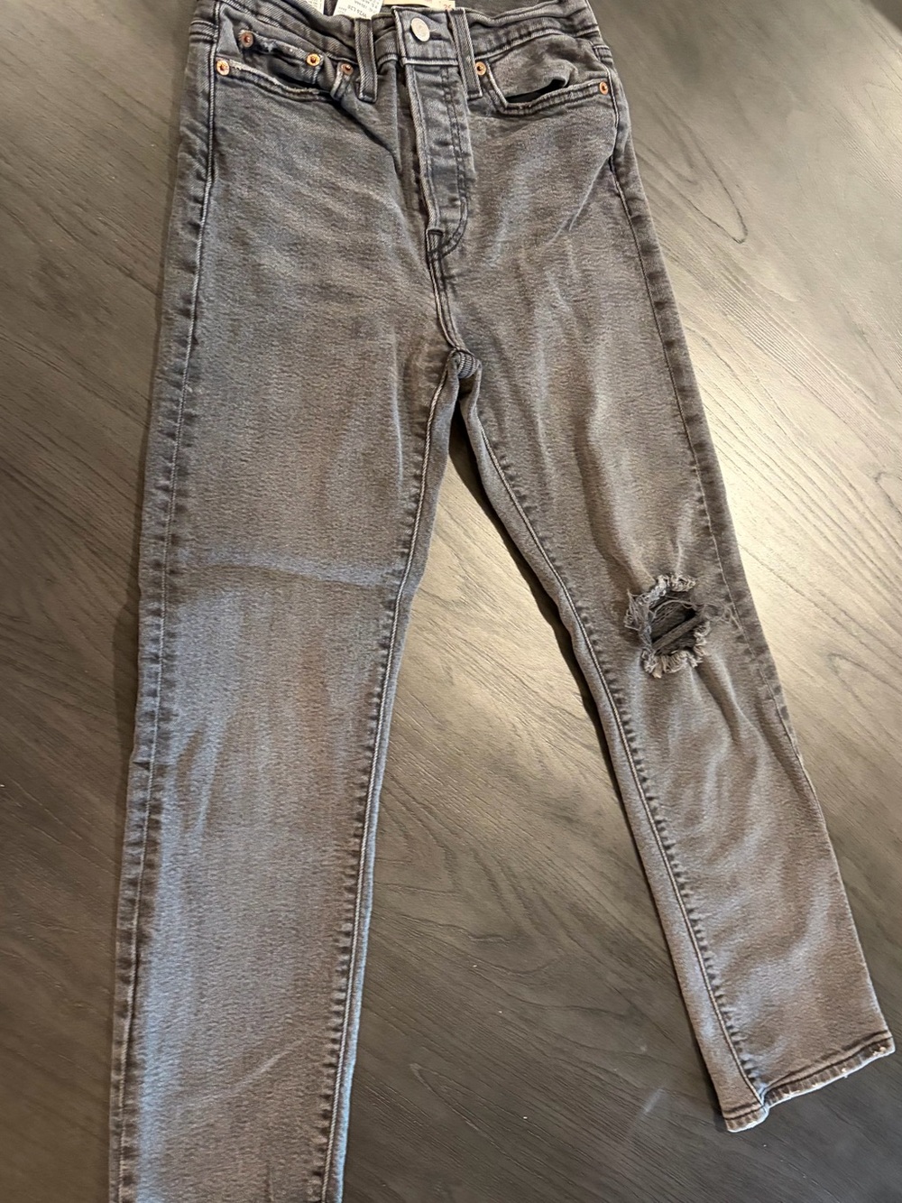 Levi's Wedgie Straight Jeans Size 26 W26 L28 Washed Charcoal Grey Knee Slit